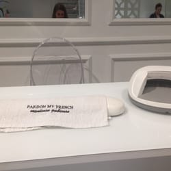 Pardon My French - Stanowisko pracy