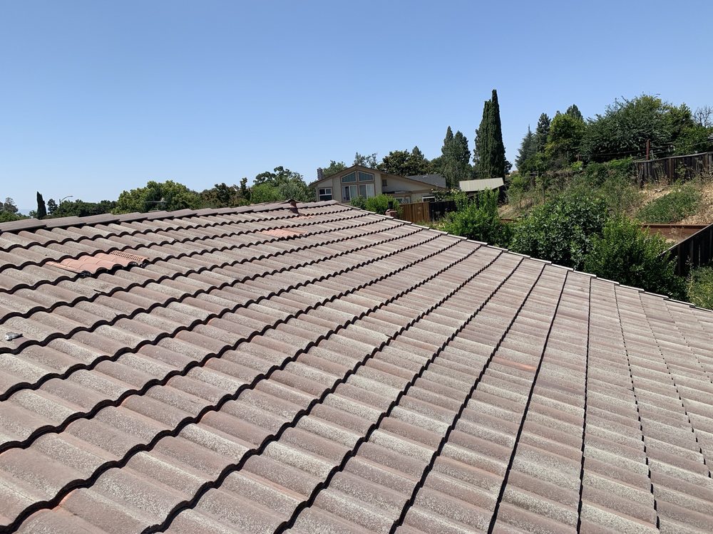 Slide of Eastman Roofing & Waterproofing