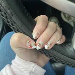 Cinderella Nails - Manicure