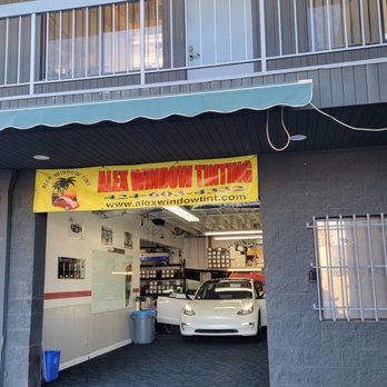 Alex Window Tint - My car under works - Home Window Tinting Near Me - Culver City, California