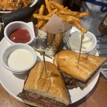 Kennedy's Craft Kitchen & Cocktails - French dip - Cocktail Bars Near Me - Long Beach, California Kennedy's Craft Kitchen & Cocktails - French dip - Cocktail Bars Near Me - Long Beach, California