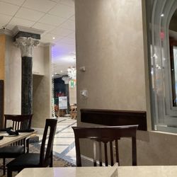 Zara’s Restaurant