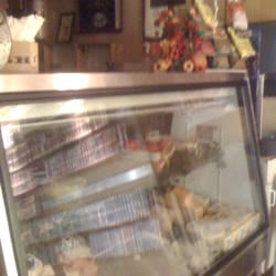 The Grapevine - Deli 10-3p.m.