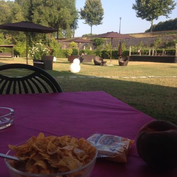 Ostello San Frediano - breakfast is included! there is a beautiful spread in the morning in an outdoors garden - Bed & Breakfast Near Me - Lucca, LU