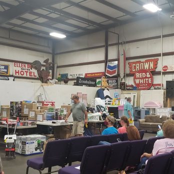 Blackmon Auction - Saturday night auction - Auction Houses Near Me - Lancaster, South Carolina