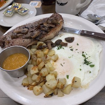 Breakfast House - Breakfast & Brunch Near Me - Chicago, Illinois