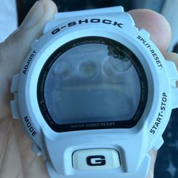 Dead G-Shock watch. Condensation behind screen. Watch is no longer displaying.