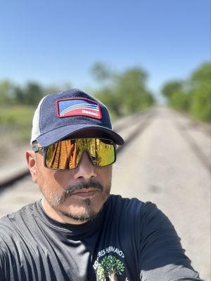 Los Tres Hermanos Tree service