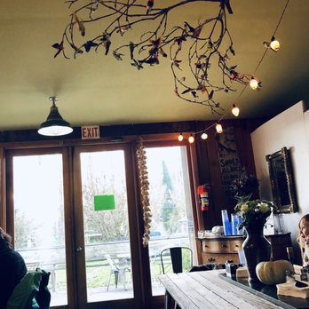 Tweets - Beautiful rustic interior - Cafes Near Me - Edison, Washington