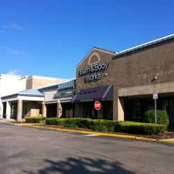 Bath & Body Works - Store front!