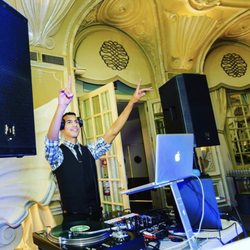 DJ Joey Lavish