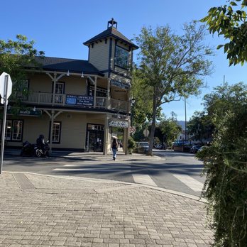 Downtown Pleasanton - Landmarks & Historical Buildings Near Me - Pleasanton, California