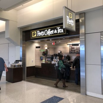 Peets Coffee - people walking through a coffee shop - Coffee & Tea Near Me - Irving, Texas Peets Coffee - people walking through a coffee shop - Coffee & Tea Near Me - Irving, Texas