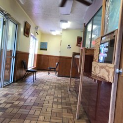 Hong Kong Restaurant - Inside
