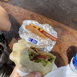 Palapa Taco - Carne asada burrito (my girlfriend's hot dog not included, sorry)