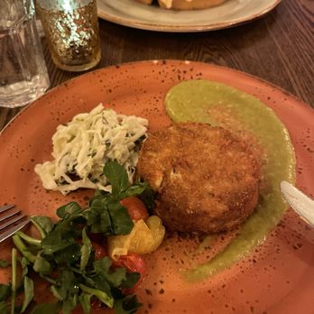 Red Rooster Harlem - CRAB CAKE - American Near Me - New York, New York Red Rooster Harlem - CRAB CAKE - American Near Me - New York, New York