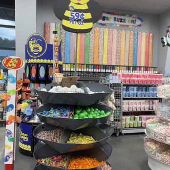 Busy Bee - Endless bins of candies - Gas Stations Near Me - Live Oak, Florida