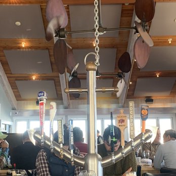 Seaport Grille - Great beer and cider selection on "anchor" - Seafood Near Me - Gloucester, Massachusetts Seaport Grille - Great beer and cider selection on "anchor" - Seafood Near Me - Gloucester, Massachusetts