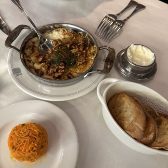 Mon Ami Gabi - Melted Brie - French Near Me - Bethesda, Maryland