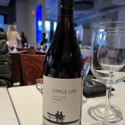 UVA Ristorante Italiano - Pinot Noir