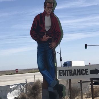 Blackwell's Corner - Gas Stations Near Me - Lost Hills, California
