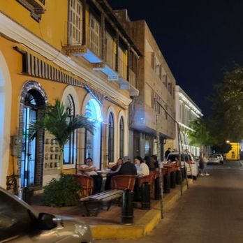 Hectors Bistro - Outside. Really pretty - Bistros Near Me - Mazatlán, SIN Hectors Bistro - Outside. Really pretty - Bistros Near Me - Mazatlán, SIN