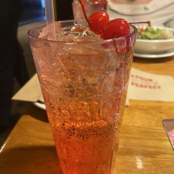 Applebee's Grill + Bar - Triple Cherry Shirley - American Near Me - Valley Stream, New York