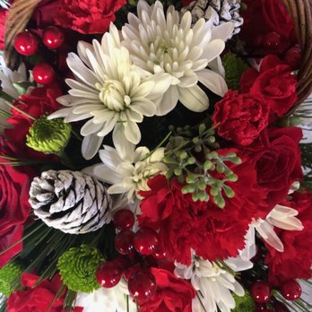 Send Smiles - Arrangement I ordered (the night before!) for my aunt. And it is still looking good 10 days later! - Florists Near Me - Chantilly, Virginia Send Smiles - Arrangement I ordered (the night before!) for my aunt. And it is still looking good 10 days later! - Florists Near Me - Chantilly, Virginia