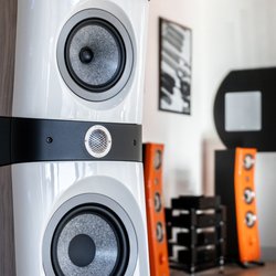 LMC Home Entertainment - Our Scottsdale showroom has the first and only Focal Powered by Naim experience center in North America!