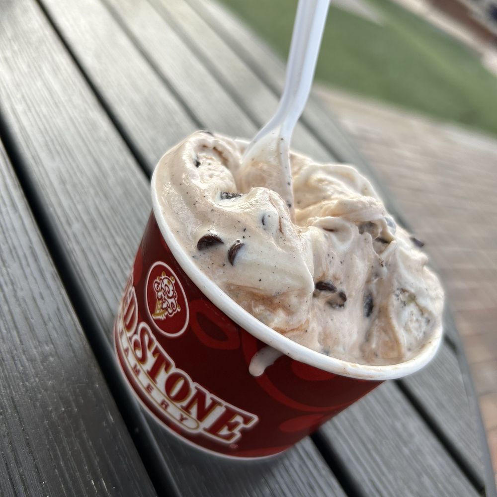 Cold Stone Creamery - OREO Overload - Ice Cream & Frozen Yogurt Near Me - Glendale, Arizona Cold Stone Creamery - OREO Overload - Ice Cream & Frozen Yogurt Near Me - Glendale, Arizona