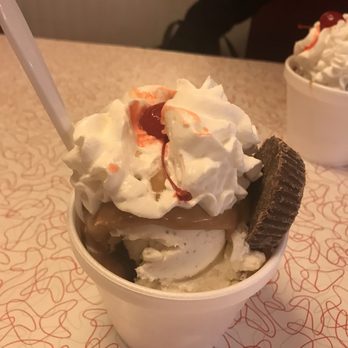 The Inside Scoop - Peanut butter cup sundae - Ice Cream & Frozen Yogurt Near Me - Coopersburg, Pennsylvania The Inside Scoop - Peanut butter cup sundae - Ice Cream & Frozen Yogurt Near Me - Coopersburg, Pennsylvania