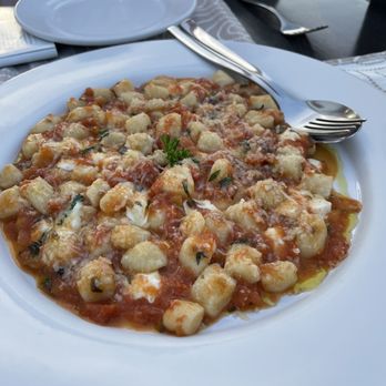 New Especias - Potato gnocchi in a tomato sauce with mozzarella. - Italian Near Me - San Miguel, ROO New Especias - Potato gnocchi in a tomato sauce with mozzarella. - Italian Near Me - San Miguel, ROO