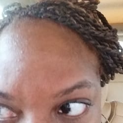 Zar Eyebrow Threading