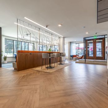 Center Steps - Apartments Near Me - Seattle, Washington