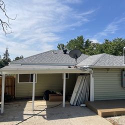 Best Roof And Gutter