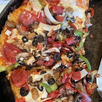 BJ's Restaurant & Brewhouse - Breweries Near Me - Carlsbad, California