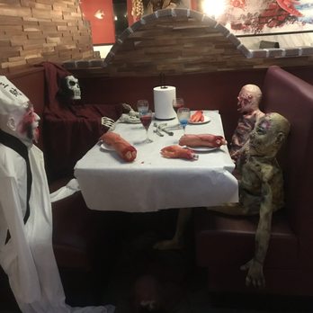 Mr. Q Crab House - They have Halloween table! - Seafood Near Me - Hollywood, Florida Mr. Q Crab House - They have Halloween table! - Seafood Near Me - Hollywood, Florida