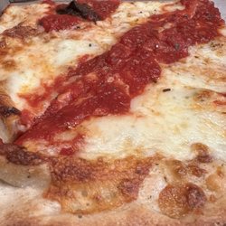 Patio Italian Kitchen - Grandma slices