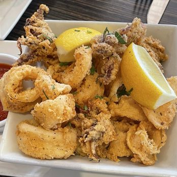 Bollo Woodfired Pizza - Crispy Calamari - Italian Near Me - Houston, Texas Bollo Woodfired Pizza - Crispy Calamari - Italian Near Me - Houston, Texas