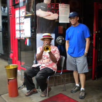 The Pig On Beale - Anchors Aweigh - Barbeque Near Me - Memphis, Tennessee