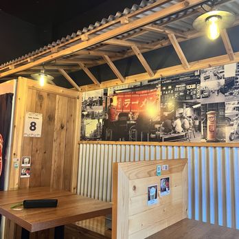 Menya Raizo - Beautiful interior - Ramen Near Me - Vancouver, British Columbia