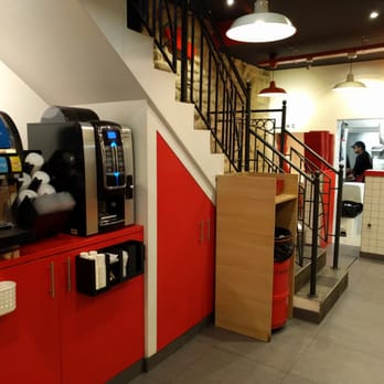 Burger & Fries - Burger and Fries entrance - Burgers Near Me - Paris, 75
