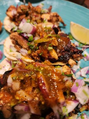 El Arroyo | Cantina & Méxican Kitchen by null