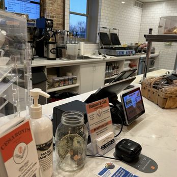 Cesaroni's Cafe and Deli - Coffee & Tea Near Me - Woodstock, Illinois