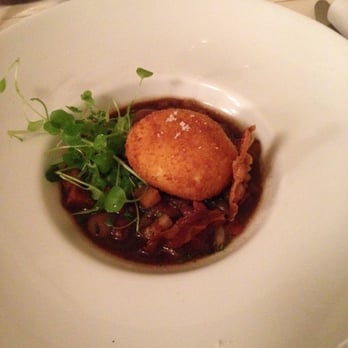 Bistrot Constant - Oeuf mollet croustillant, champignons, oignons, lardons dans un jus délicieux - French Near Me - Montech, 82