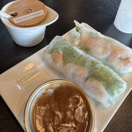 grilled pork spring roll-gi cun tht nng (2 rolls) grilled pork spring roll-gi cun tht nng (2 rolls)