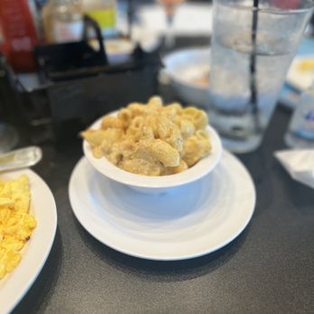 Grits and Eggs Breakfast Kitchen - Mac and cheese - Breakfast & Brunch Near Me - Atlanta, Georgia