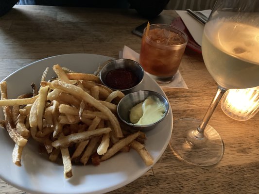 Rootstock Wine & Beer Bar by null