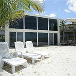 Lahaina Island Accommodations - Glass House: http://www.beachfloridarentals.com/check-rates/26468HB/?NCK=profile