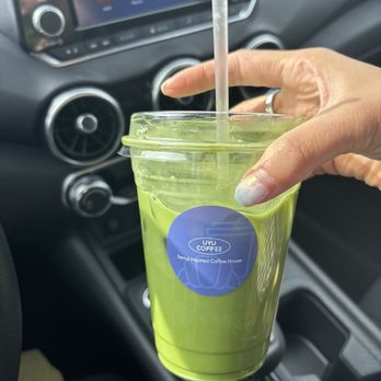Uyu Coffee - Vanilla matcha latte - Coffee & Tea Near Me - Canton Township, Michigan